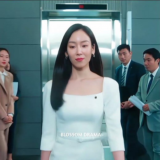 They look down on her so she became so successful that everyone respect her😎#shorts