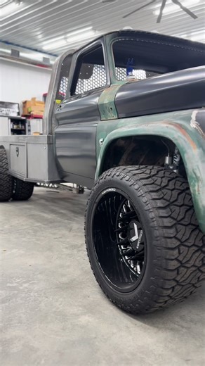 Jc Fab Flatbed Loading: A Classic Chevy Experience