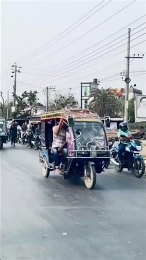 Look at how big the line is for getting motorcycle oil at the oil pump.