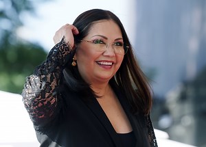 Ana Gabriel Announces ‘Claro De Luna Tour’ – Here Are the Dates
