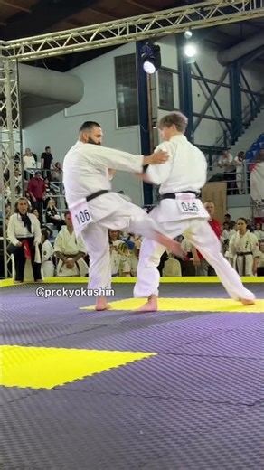 1/8 +90 Ioannis Pyrgas (GRC, aka) - Nikita Akimov (GER) 9th WKB European #Kyokushin Championships