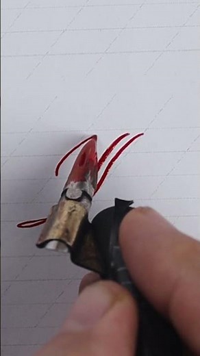 Modern Letter R with Smooth Flourishing | Calligraphy & Handwriting Art