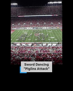 The Ohio State University Marching Band transported audiences to the world of #Minecraft in its fourth halftime show of the 2025 season. See more behind Saturday's performance: https://www.dispatch.com/story/sports/college/football/2025/10/04/minecraft-ohio-state-football-marching-band-halftime-show/86459580007/ 🎥: Doral Chenoweth #OhioState #MarchingBand #TBDBITL | The Columbus Dispatch