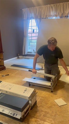 FLOATING FLOOR #flooring #installation #carpentry #diy #construction #remodel #cutter #floating #wow