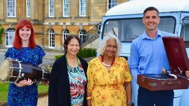 The Travelling Auctioneers - Series 2, Episode 3 - From Treasures to Tokyo...