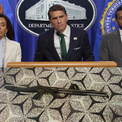 🚨 NOW: Acting AG Todd Blanche says he believes Cole Allen DID fire off a shotgun at the WHCA Dinner"Those of us that have ever shot one of these know what happens when you shoot that, is the the casing stays inside the firearm.And then if you reload it, it pops it out. My understanding is that it was inside the the firearm, but hadn't been ejected, which means that that it hadn't been pulled back again."Allen rushed through the checkpoint wielding a Mossberg Maverick 12-gauge pump-action shotgu