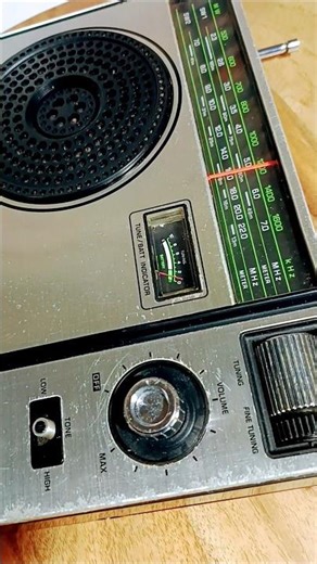 #vintage pocket radio 3 band R-333WR original master Voice National Panasonic#vintage radio#viral