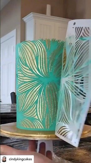 Cake Stenciling Tutorial by Cindy King with AMARA Stencil