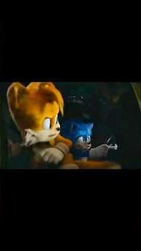 Tails saves Sonic 👍🥶