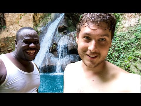 AIH 🇭🇹 Bassin Bleu (Waterfall in Haiti)