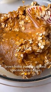 752K views · 2.6K reactions | Make Pumpkin Oatmeal Chocolate Chip Cookies for the ultimate fall dessert filled with melty chocolate chips. 2 sticks unsalted butter ½ cup granulated sugar ¾ cup light brown sugar 1 egg ½ cup pumpkin purée 1 tsp vanilla extract 1 tbsp water 2 cups gluten free flour 1 ½ cups gluten free rolled oats 2 tsp pumpkin pie spice ½ tsp sea salt ½ tsp baking soda ½ tsp baking powder 1 ½ cups chocolate chips, see note | Organically Addison | Facebook