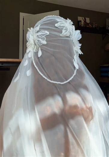Stunning Wedding Veils for Brides in 2025