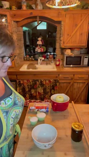 127K views · 5.7K reactions | Let’s make some tasty Apple Dumplings .Your gonna want to make this one over and over .Enjoy ❤️Nan | Farm Cooking with Nan | Facebook