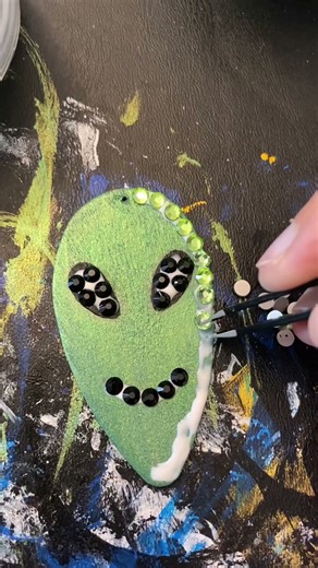 Handmade Alien Earrings: A Sparkly Close Up of My Process 👽✨ #supportsmallbusiness #shoplocal