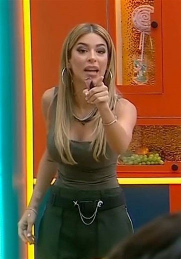 Oriana vs. Josh: El fuego se apaga con gasolina