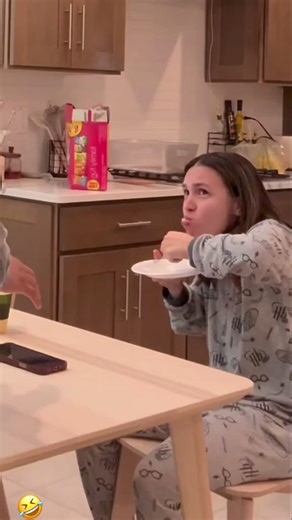 Tried the classic whoopee cushion prank—never fails to get the loudest laughs 😝 #fyp #funnyvideos