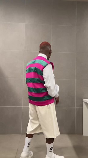 #molomita❣️ IS ON 1M viewers on @YouTube