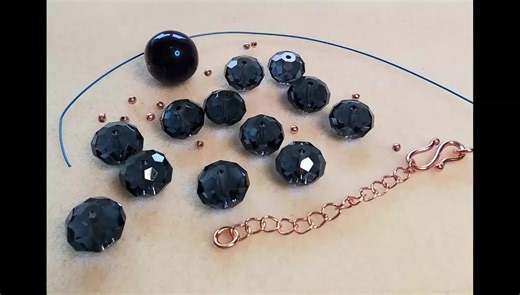 Creating a large faceted crystal bead bracelet with copper finishings #crystals #rosedesignsjewellery #copperjewelry #makingjewelry #copperjewellery
