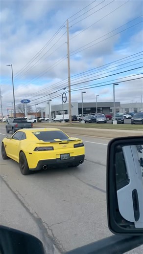 Stock Camaro SS does a pull 🔥🔥🔥#shorts #shortvideo #viral #viralvideo #reels #fyp #trending #pov