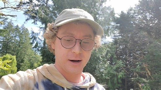 Watch Why I Like The Intex Excursion Inflatable Kayak on Amazon Live