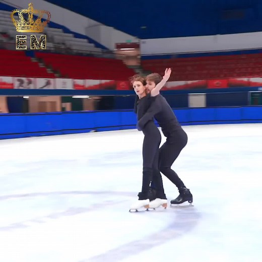 3.3M views · 165K reactions | Mariah Carey - Without You (Ice Dance) Patinadores: Gabriella Papadakis And Guillaume Cizeron | Os Embalos Do Milênio | Facebook