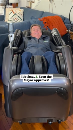 Check out everything this chair can do 👇✨ • 3D Massage Mechanism Deep, precise pressure that feels tailored to your body. • 9 Massage Techniques From gentle relaxation to deep stretch tension relief. • 40 Full-Body Airbags Shoulders, arms, hips, calves, and feet, full compression massage. • Lumbar Body Heating Soothes tight muscles boosts circulation while you recline. • Zero-Gravity Recline Creates a weightless feel reduces pressure on your back. • Foot Calf Rollers Perfect after long days on 