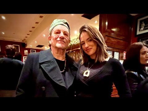 POLICE SHUT DOWN STREET For U2 BONO - THE SCRIPT - GLEN HANSARD - ALLIE SHERLOCK PERFORM for Charity