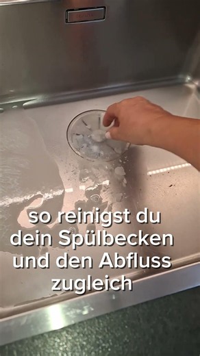 So einfach kannst du deinen Abfluss reinigen