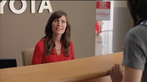 2014 Toyota Camry LE TV Spot, 'Annual Clearance Event'