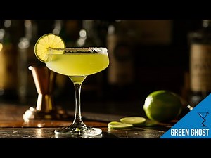 How to Make the Perfect Green Ghost Cocktail Recipe - Refreshing & Flavorful!