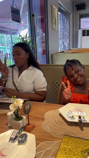 Explore Moonlight Cuisine: A Chinese Restaurant in Jamaica