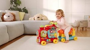 🚋🚋 Deine erste ABC-Eisenbahn bietet Spielspaß als Rutschfahrzeug, Zieh-oder Laufwagen und Spielboard. Lerne spielerisch Inhalte zu Zahlen, Buchstaben, Farben, Tieren und Musik kennen. Der Anhänger sorgt für die praktische Aufbewahrung und Beförderung deiner Spielutensilien. Tschuu Tschuu, die ABC-Eisenbahn gibt es hier: https://ow.ly/azL450QWCES #vTech #vTechlernspielzeug #vTechbaby | VTech Lernspielzeug