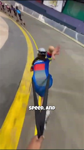 Wait until she lets go.. 🤯 #skating #training #speed #discipline