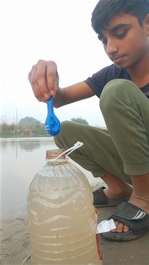 I Found a Balloon🎈😲 #survival #outdoors #bushcraft #naturehack
