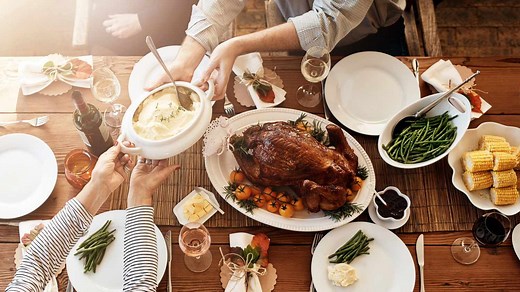 Our Stress-Free Guide to Hosting Thanksgiving