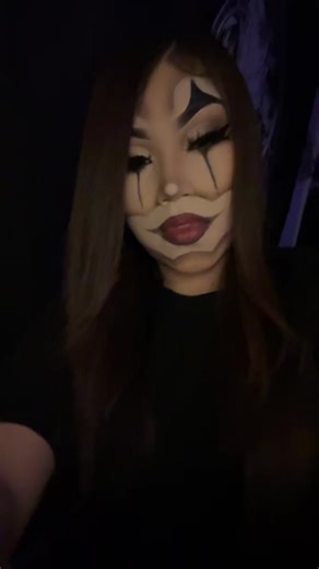 #chicanatiktok #chicanaclownmakeup #chicanastyle #oldies #brownpride🤎