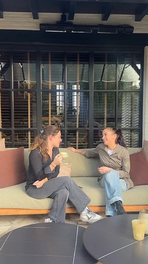 Wij zoeken…. 🤭😏 Bel of mail gerust voor meer info! Zowel zaal als keukenmedewerkers! Vast, Flexi, student,… voor ieder wat wils ❤️ | Elckerlijc - Grill restaurant