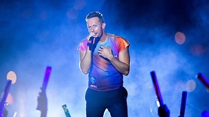 CEO & Exec at Coldplay concert weren’t having an 'affair’: report