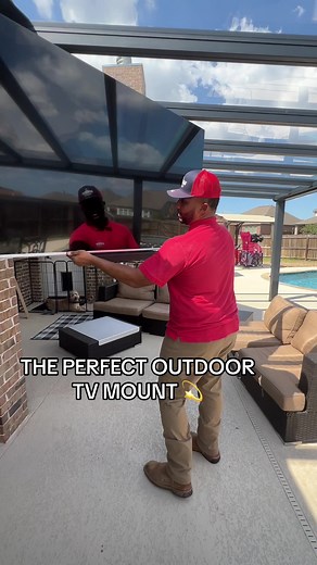 The PERFECT tv mount for outdoors 💫 . . Link in the BIO 🚀 . ❤️‍🔥 LIKE COMMENT SHARE ❤️‍🔥 . This mount is great for any patio or outdoors area! It’s long arms help pull the tv out far and in return you can make a 90 degree turn with pretty much any tv size 💫 . 🚀 @quicktechav . #outdoortvinstall #patiotv #longarmtvmount #forgingmount #quicktechav #tvinstall #tvinstallation #patioupgrade #viral #explore #houstontx #texas