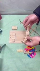 Balloon Bamboo Man Battle - 2024 New Handmade Wooden Fencing Puppets, Fun and Exciting Balloon Bamboo Man Battle for 2 Players (with Balloons)