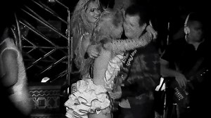 1.2M views · 1.9K reactions | Onde tudo recomeçou! Não teve Amor (Remix) - Joelma CURTA: Aqui Tem Calypso | Aqui Tem Calypso | Facebook