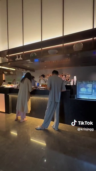 Everything I ate in 24 hours at a SPA in Guangzhou China 📍YOMA SPACE #guangzhou #guangzhouchina #whatiateinaday #yomaspace #yomachina #guangzhou