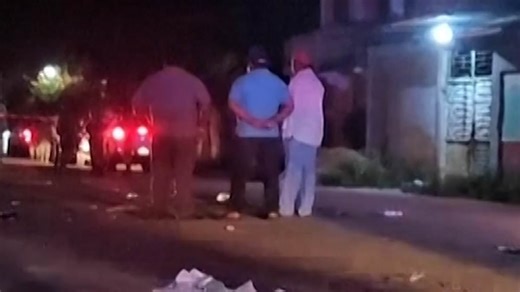 Moment Mexican mayoral candidate was shot dead after greeting supporters