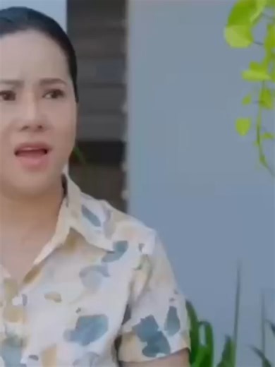 👻 TRAILER TUẦN 5 - BÓNG MA HẠNH PHÚC Bí mật bị bóc trần xé tọt tất cả, khi kẻ thứ ba ngông cuồng đẩy mọi thứ đến giới hạn, tận cùng của bi kịch phải chăng là lúc yêu thương oán hận thù hận. Phát sóng lúc 20:00 từ thứ 2 đến thứ 7 trên kênh THVL1 và phát sóng song song trên ứng dụng THVLi
