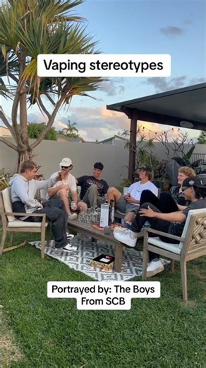 Vaping stereotypes portrayed by SCB#fyp#shorts #bollywood #viralshorts #chicken #vlogger