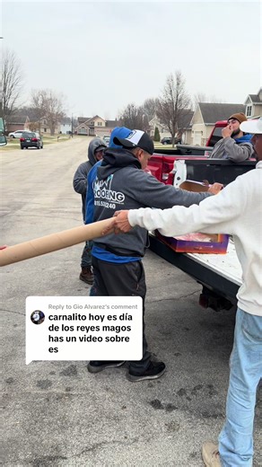 Replying to @Gio Alvarez gracias por este comentario, me acordé de comprar Rosaca de Reyes 🤴 🤴🏼🤴🏿