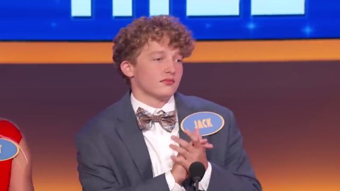 16-year-olds Answer Cracks Up Steve Harvey