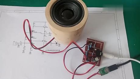 用ss8050和ss8550做的信号放大电路，电路简单互补对称