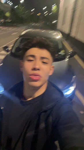 Understanding Sign Language at Night on the Streets