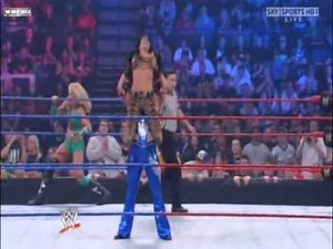 WWE Diva: Beth Phoenix - Glam Slam